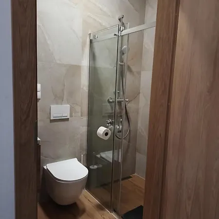 Strumykowa 3 *